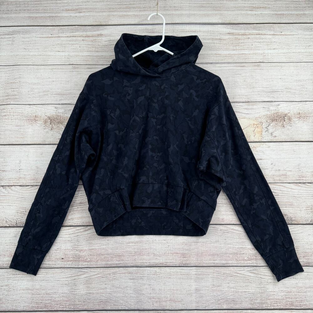 Athleta Farallon Crop Sweatshirt Hoodie Womens‎ Small Stratum Camo Blue